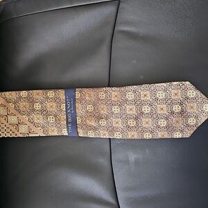 The Big Knot by Steven Land Brown and Gold Tie NWT